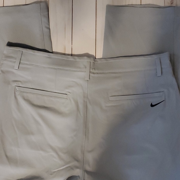 Nike flat front stretch golf pants - Picture 4 of 6